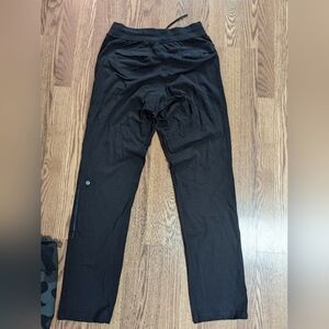 Men's Lululemon medium black sweat pants luon